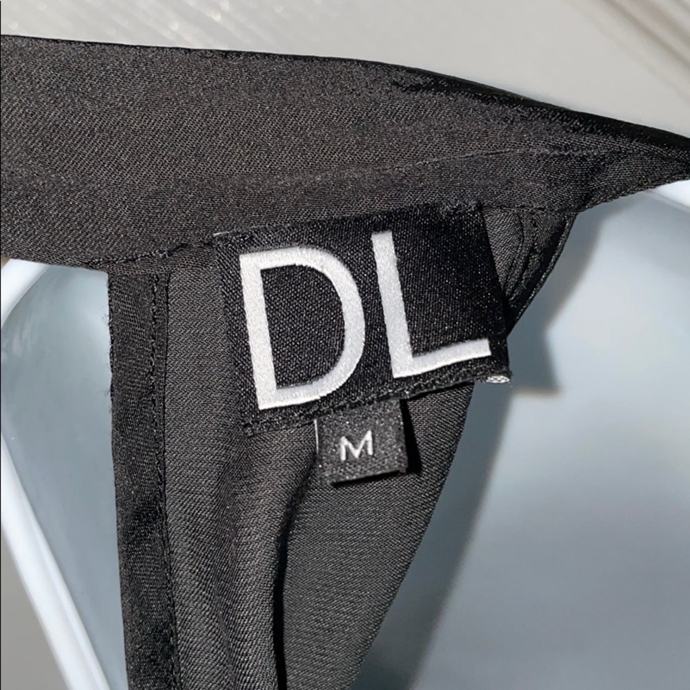 DL Halter top - Picture 3 of 4